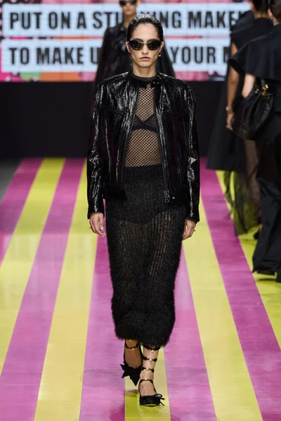 Look 40